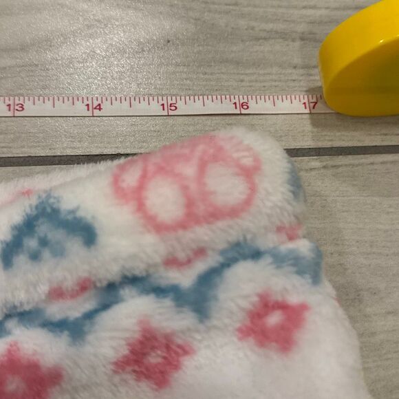 NWOT Sanrio Hello Kitty spring Easter themed fuzzy pajama shorts size XL - Picture 5 of 8